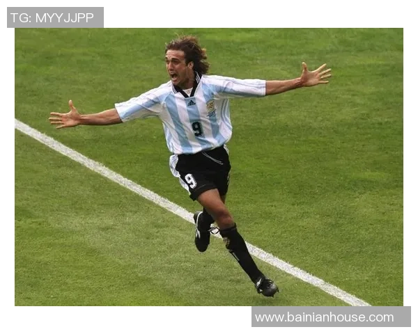 现役顶级中锋足球明星的技术分析与未来发展趋势探讨